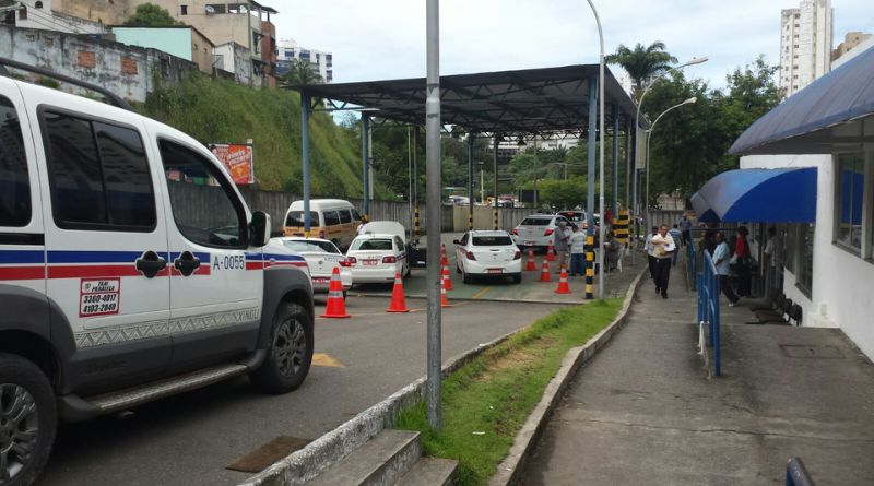 vistoria de táxi na cotae - Foto divulgação semob