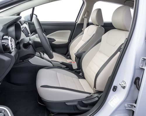 Nissan-Versa-2024-5